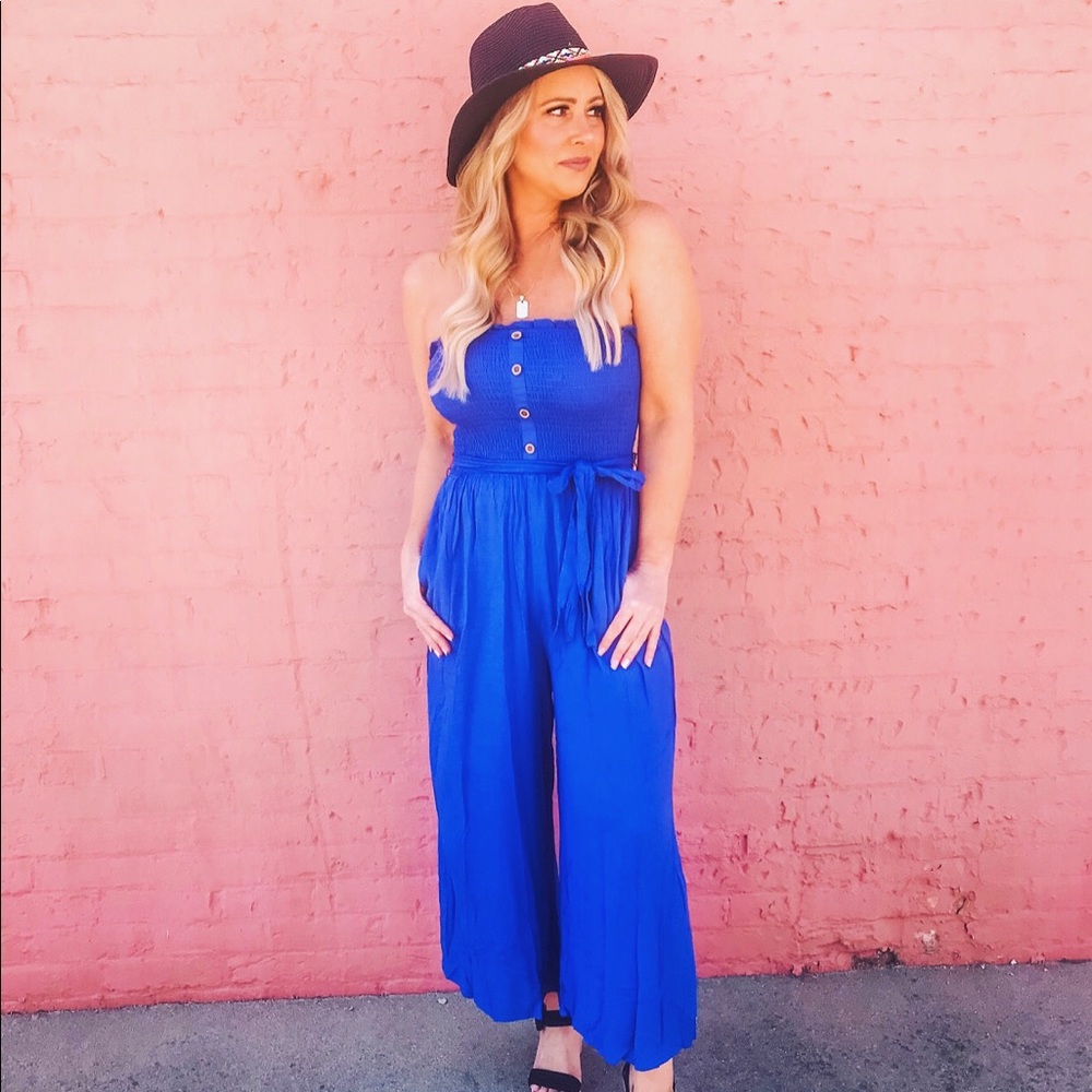 Beach hat with tassels